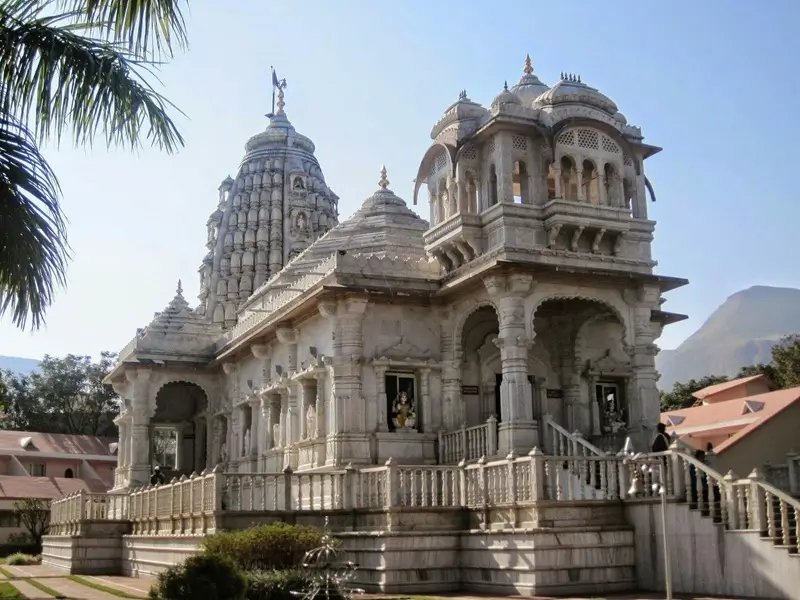 Main entrance of Shri Maheshanand Soham Ashram Vrindavan on Parikrama Marg